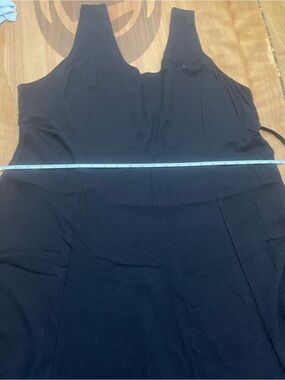Elegant Black Midi Dress with Wide Straps